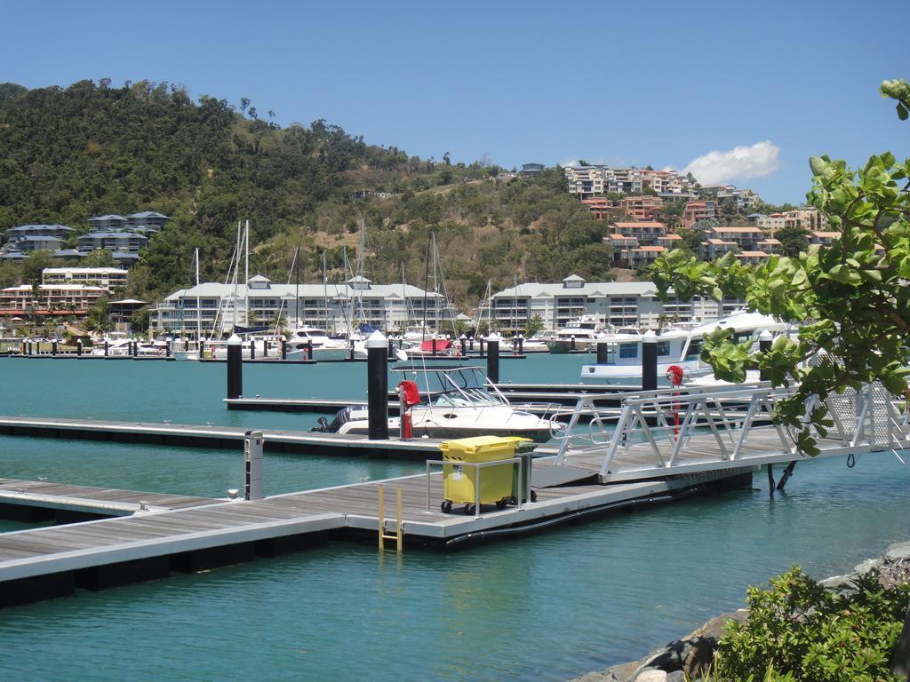 Boathouse Port Of Airlie Διαμέρισμα Airlie Beach Δωμάτιο φωτογραφία